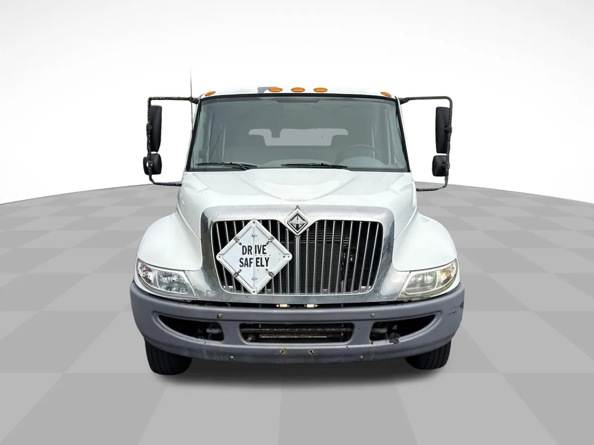 2008 International 4300 thumbnail 2