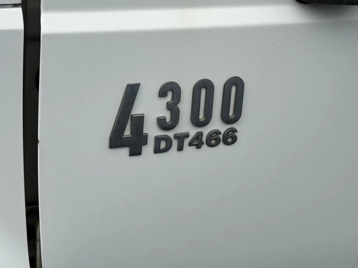 2008 International 4300 thumbnail 4