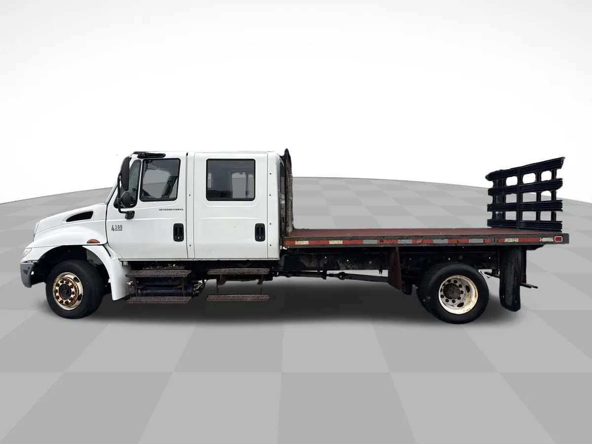 2008 International 4300 thumbnail 7