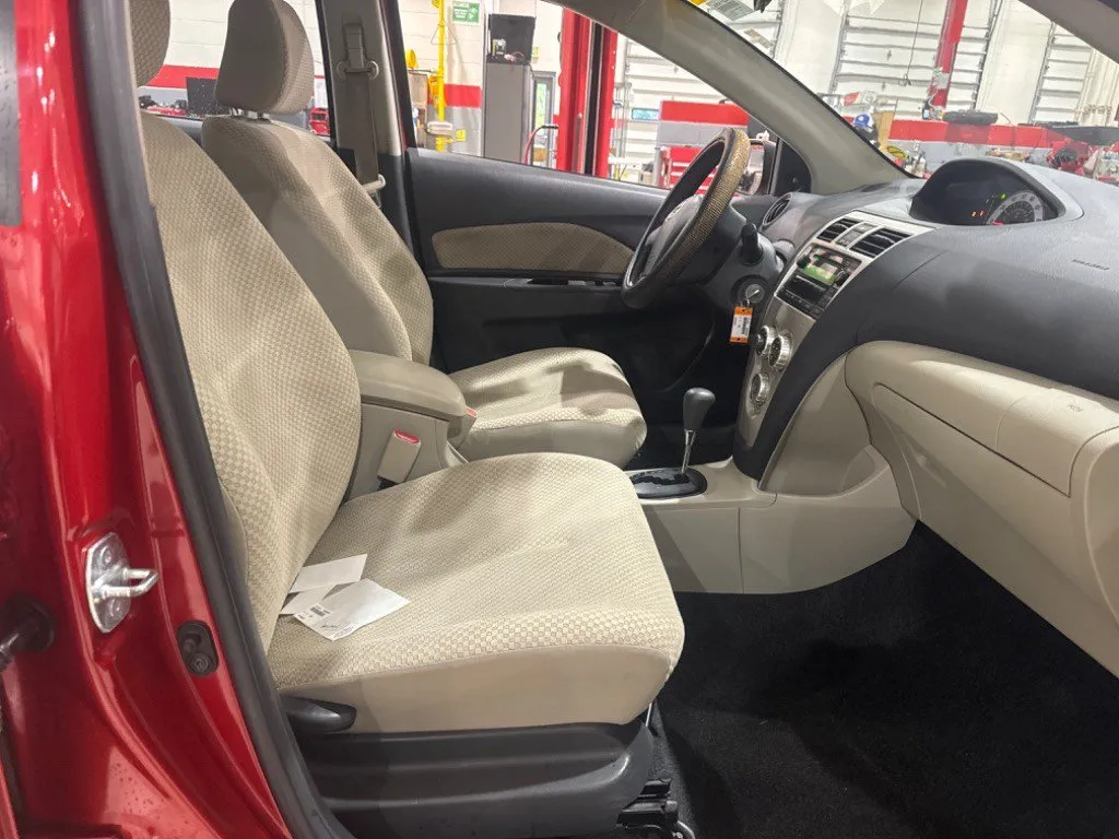 2008 Toyota Yaris thumbnail 11