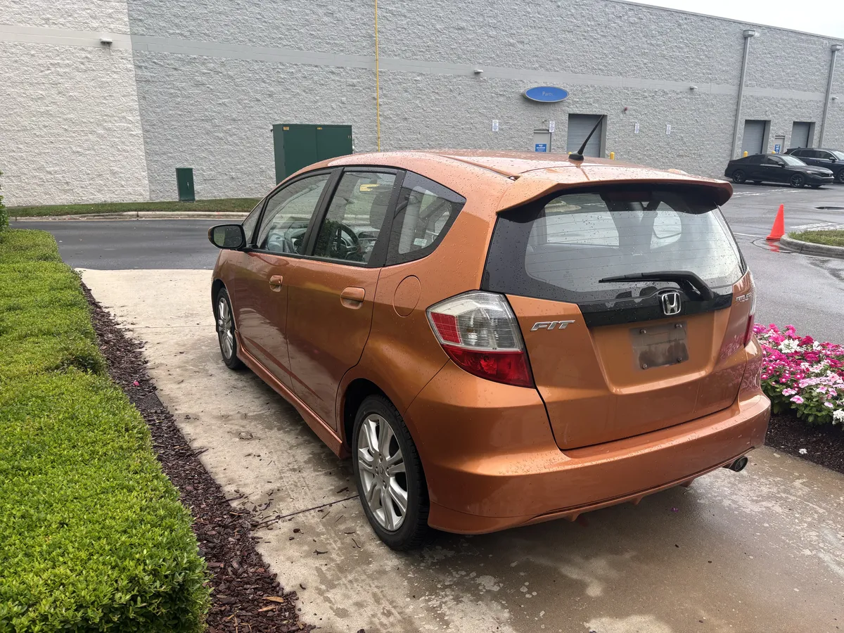 2009 Honda Fit Sport thumbnail 4