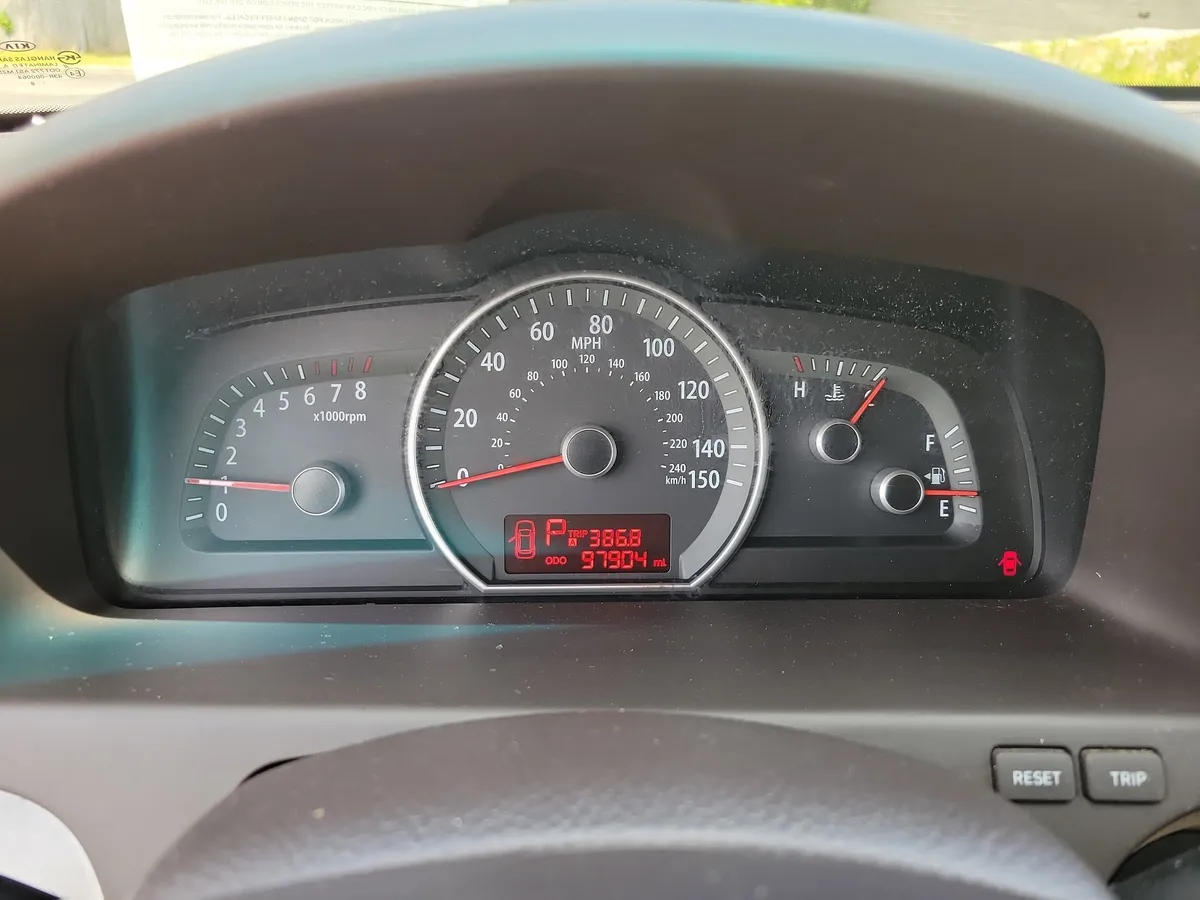 2009 Kia Borego thumbnail 13
