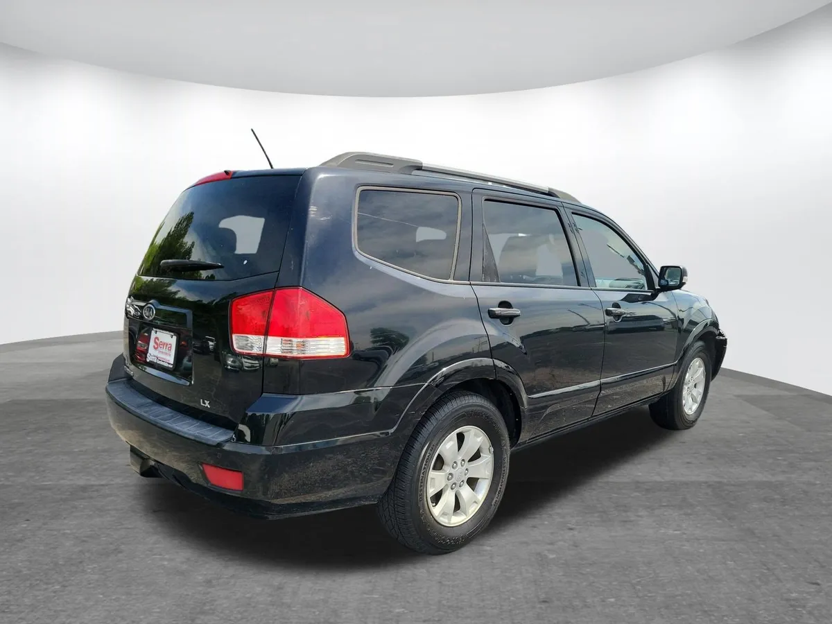 2009 Kia Borego thumbnail 18