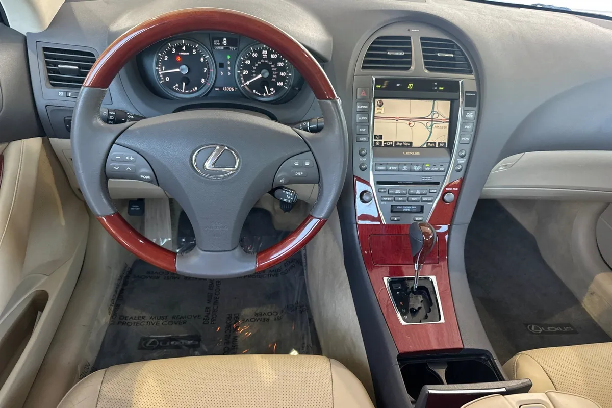 2009 Lexus ES 350 thumbnail 17