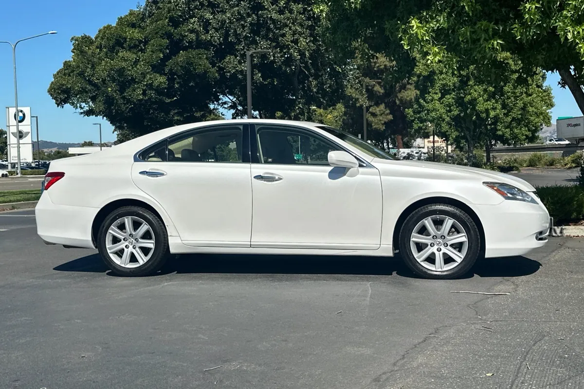 2009 Lexus ES 350 thumbnail 2