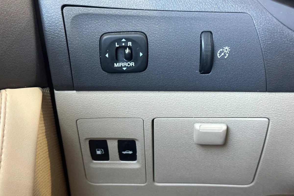2009 Lexus ES 350 thumbnail 34