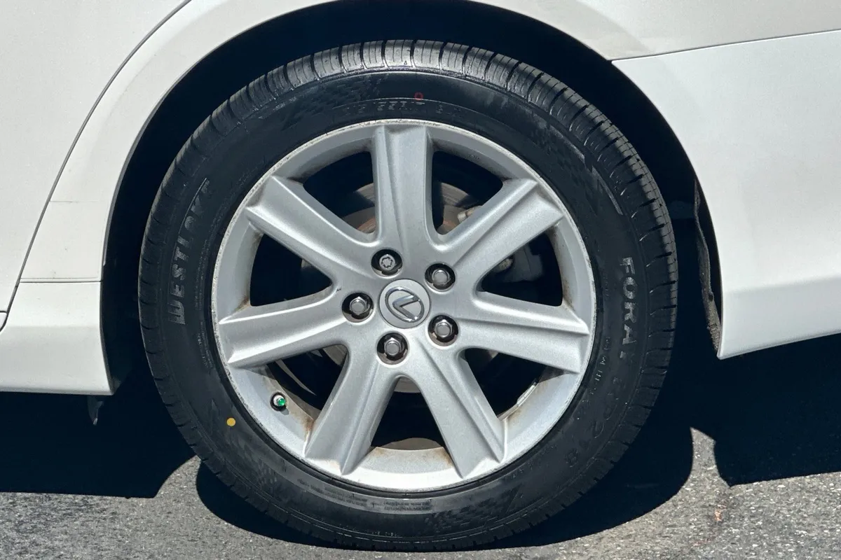 2009 Lexus ES 350 thumbnail 35