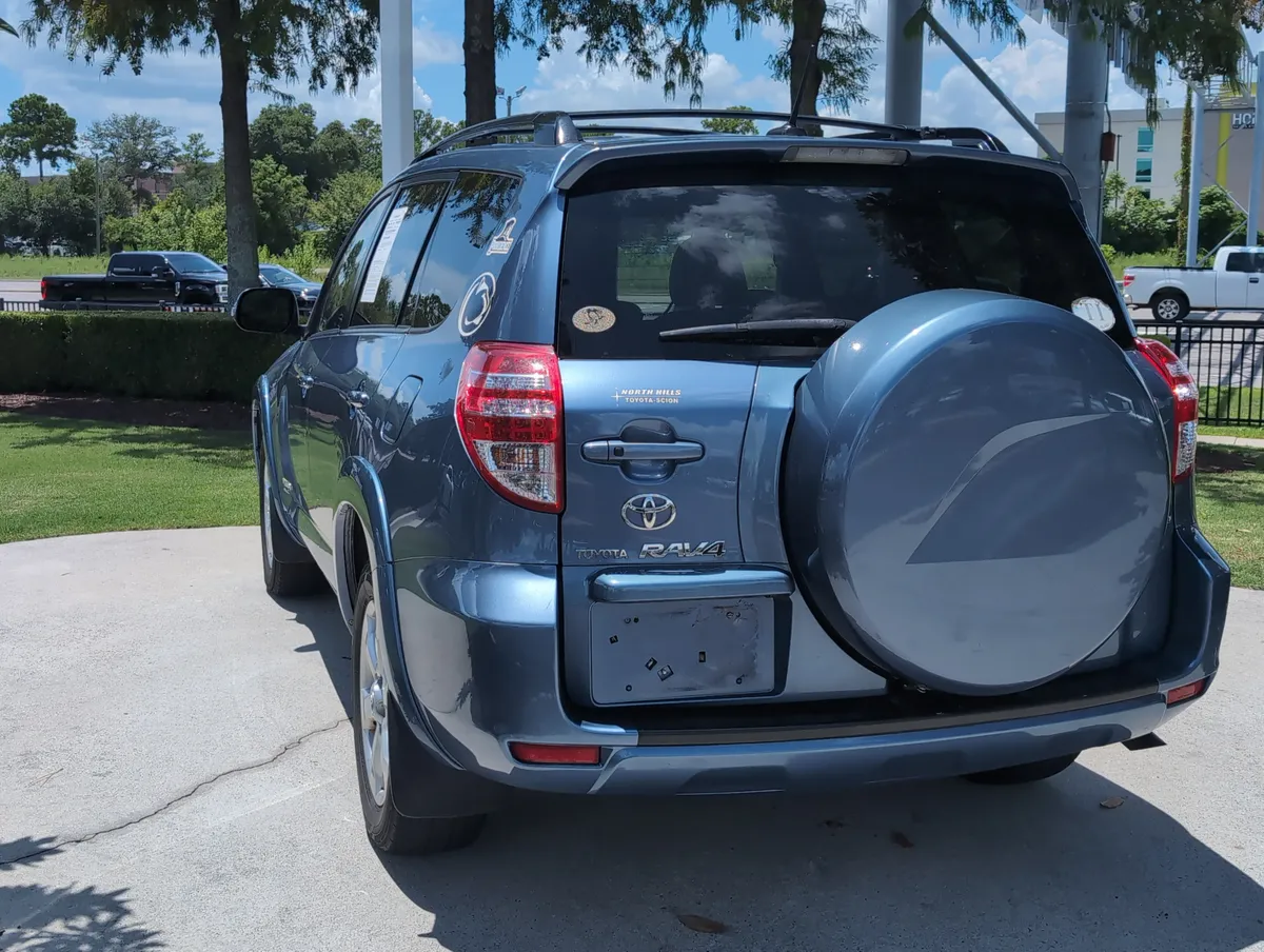 2009 Toyota RAV4 Ltd thumbnail 8