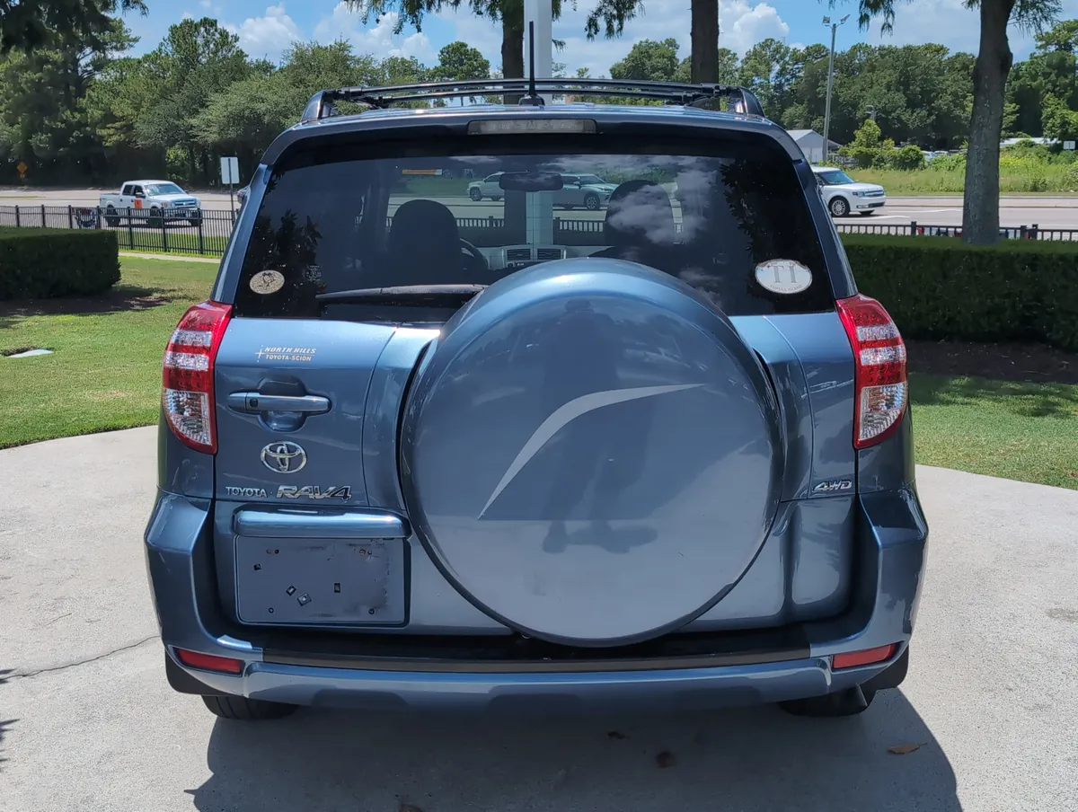 2009 Toyota RAV4 Ltd thumbnail 9
