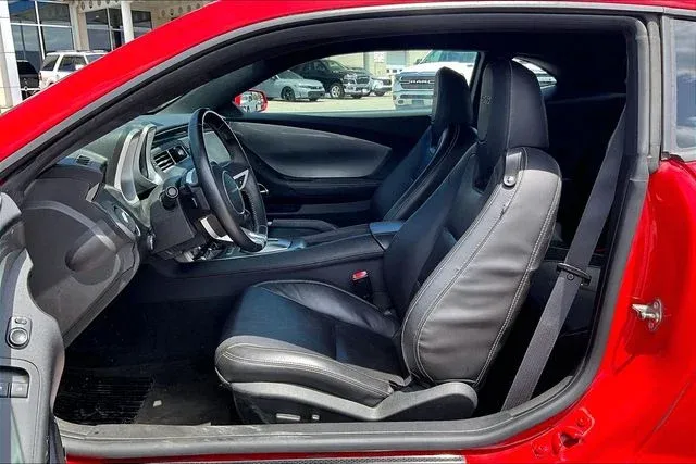 2010 Chevrolet Camaro SS thumbnail 16