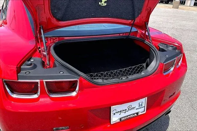 2010 Chevrolet Camaro SS thumbnail 29