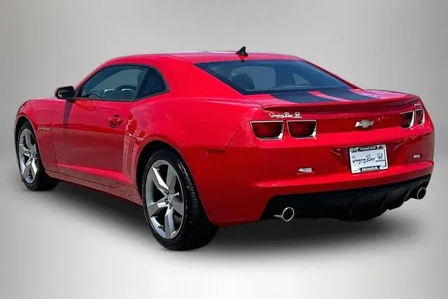 2010 Chevrolet Camaro SS thumbnail 4