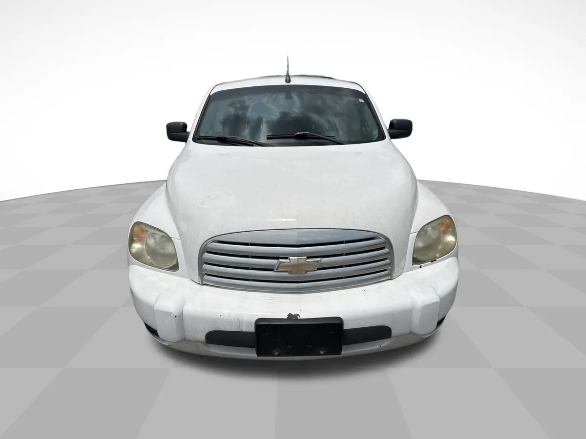 2010 Chevrolet HHR LS thumbnail 2