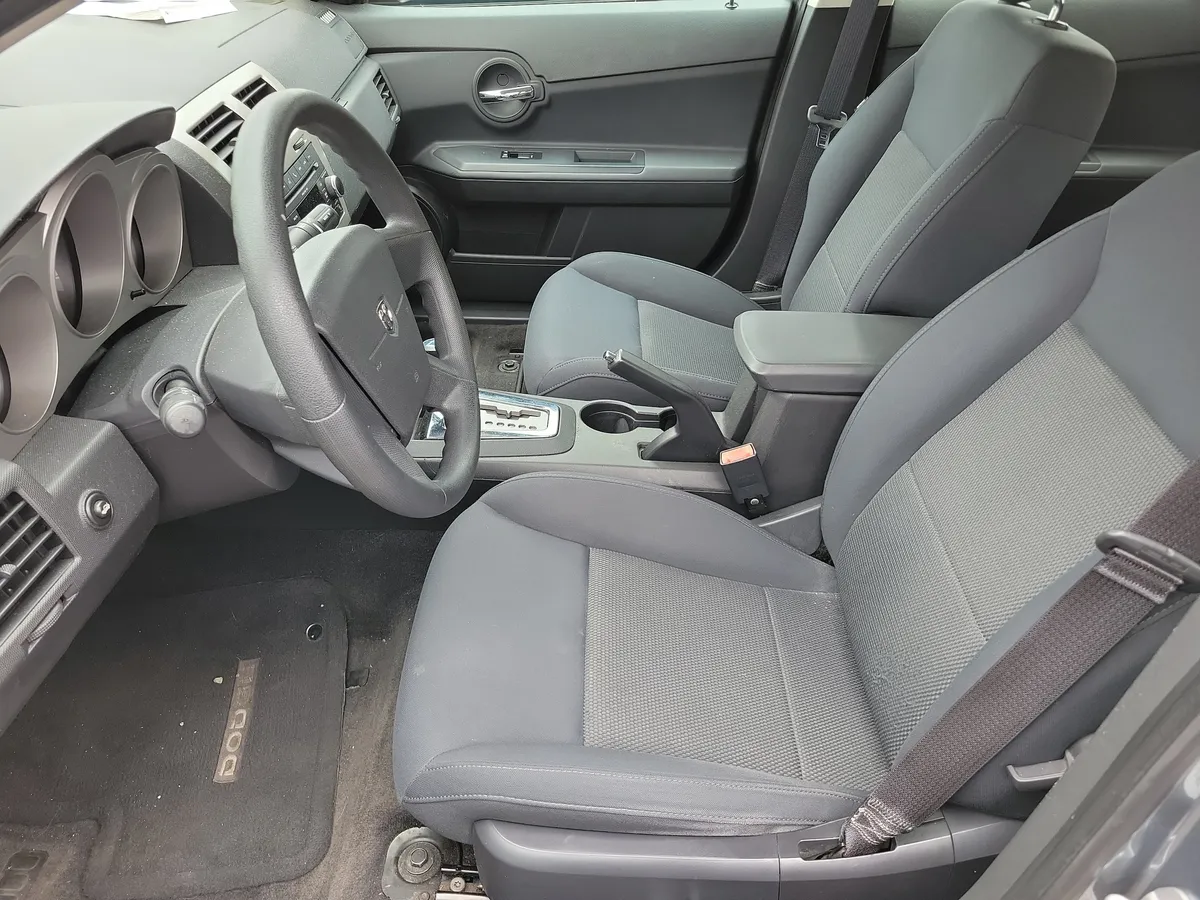 2010 Dodge Avenger SXT thumbnail 8
