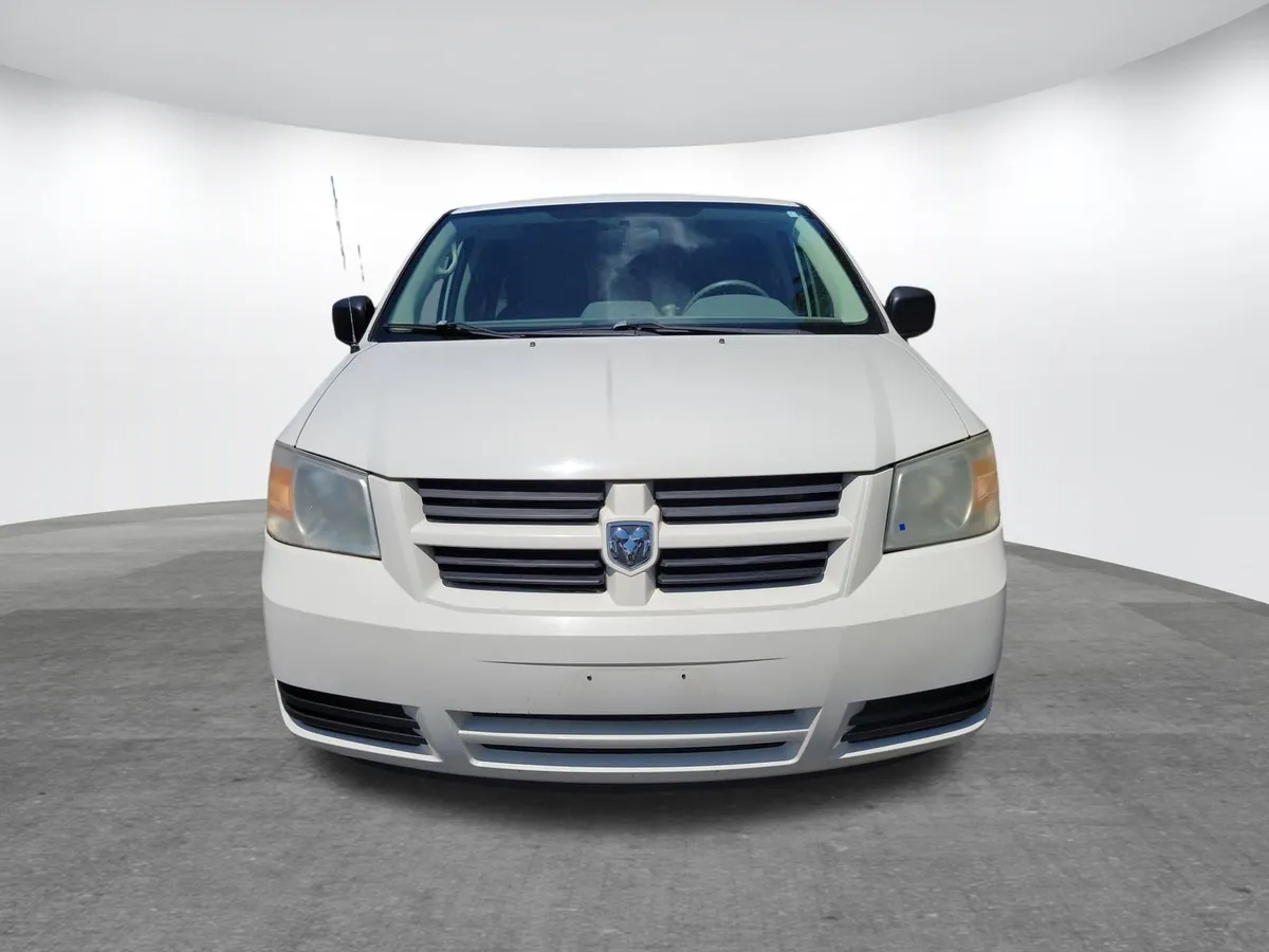 2010 Dodge Grand Caravan SE thumbnail 15