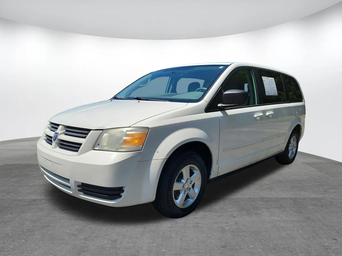 2010 Dodge Grand Caravan SE thumbnail 16