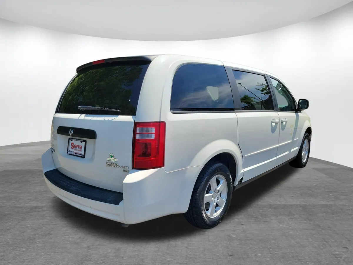 2010 Dodge Grand Caravan SE thumbnail 18