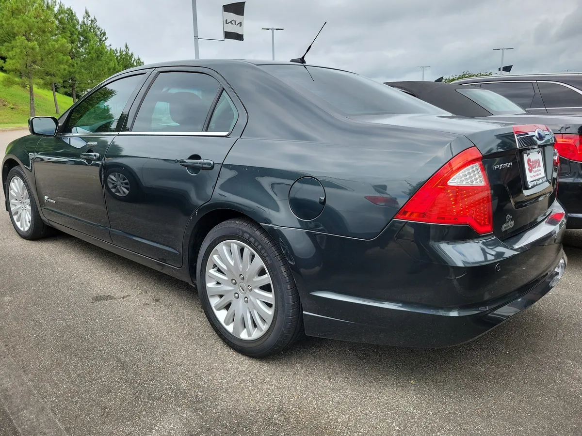 2010 Ford Fusion Hybrid Base thumbnail 4