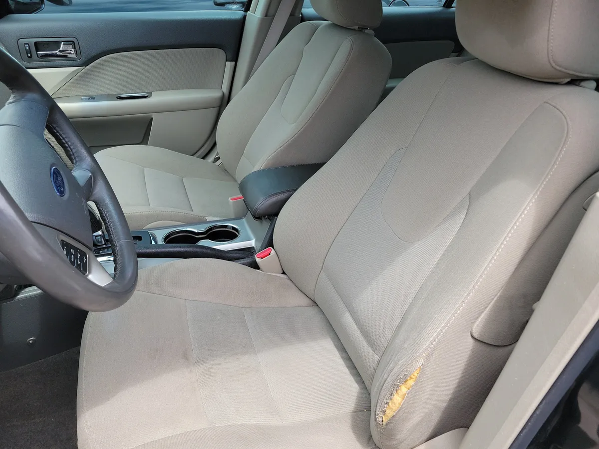 2010 Ford Fusion Hybrid Base thumbnail 8