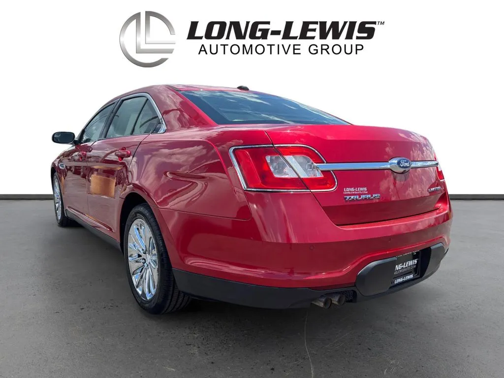 2010 Ford Taurus Limited thumbnail 4