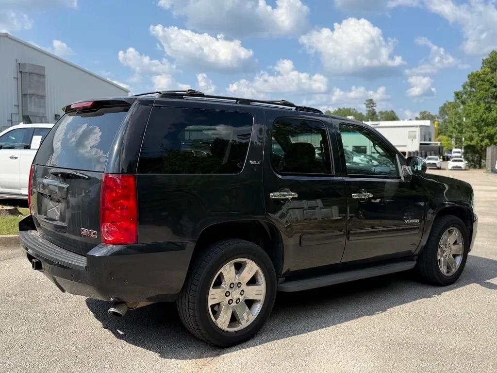 2010 GMC Yukon SLT thumbnail 4