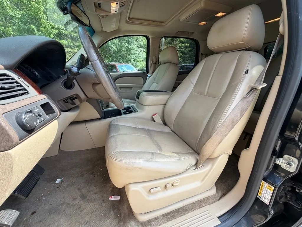 2010 GMC Yukon SLT thumbnail 8