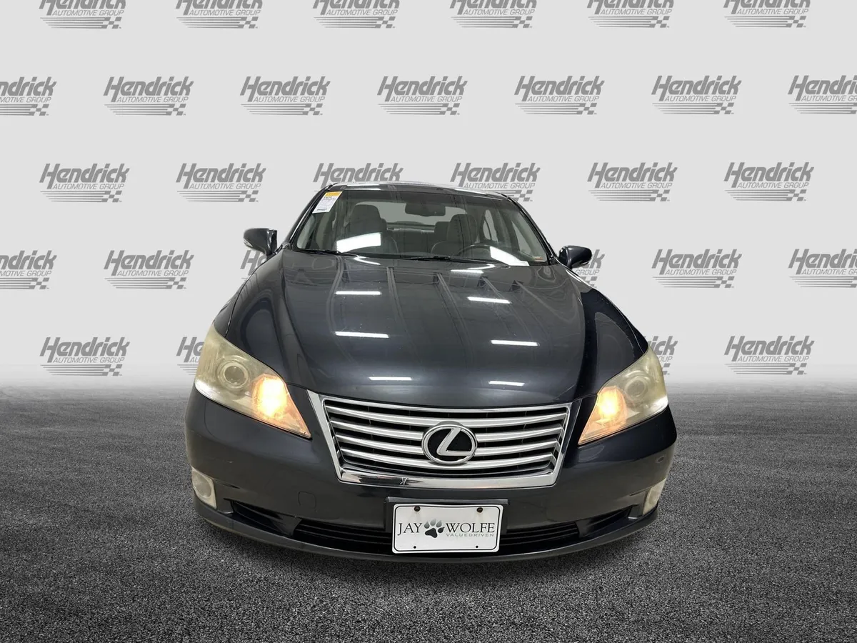 2010 Lexus ES 350 thumbnail 2