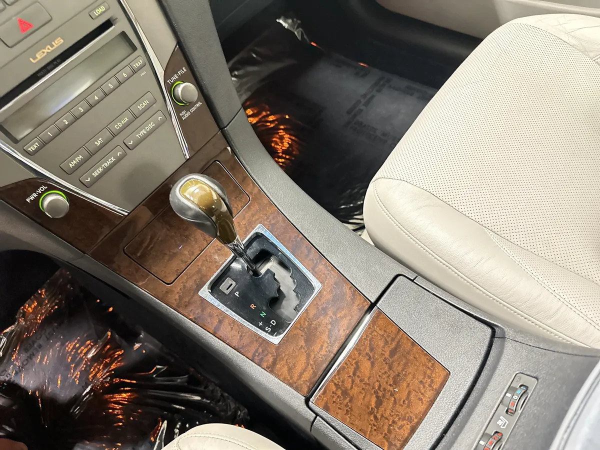 2010 Lexus ES 350 thumbnail 25