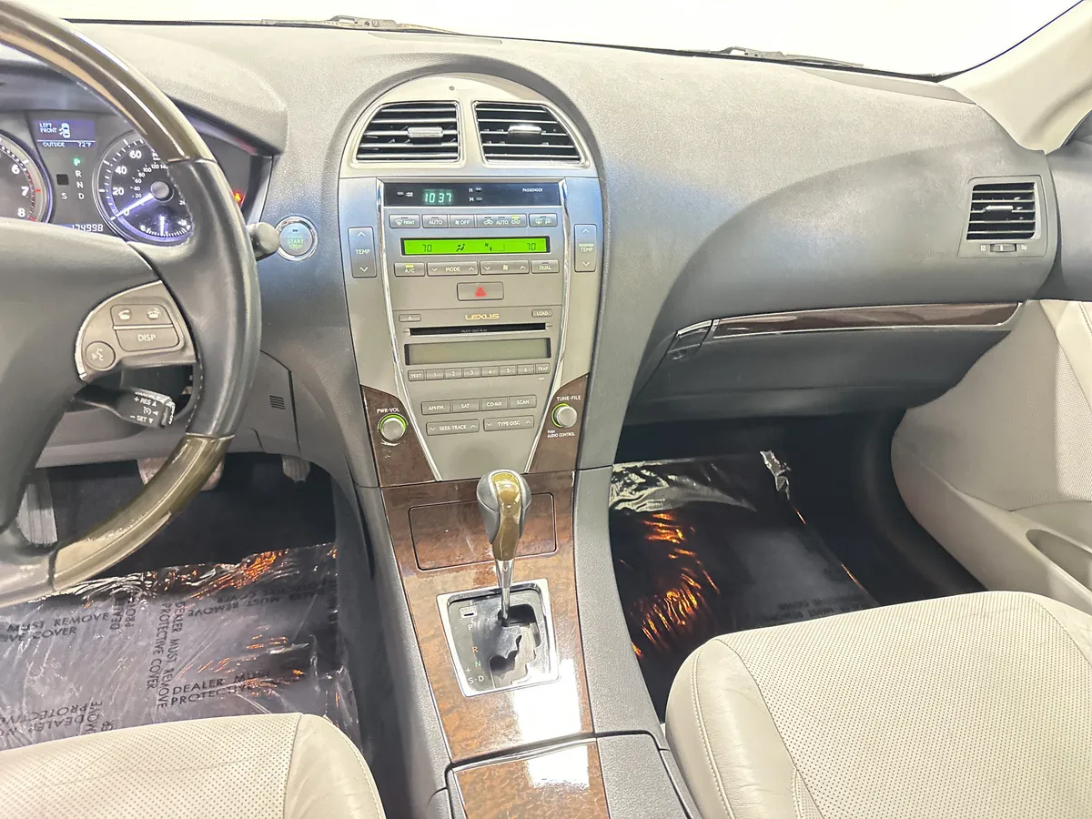 2010 Lexus ES 350 thumbnail 29