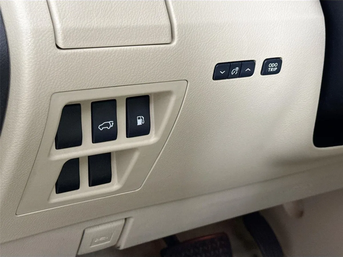 2010 Lexus RX 350 4DR FWD thumbnail 16
