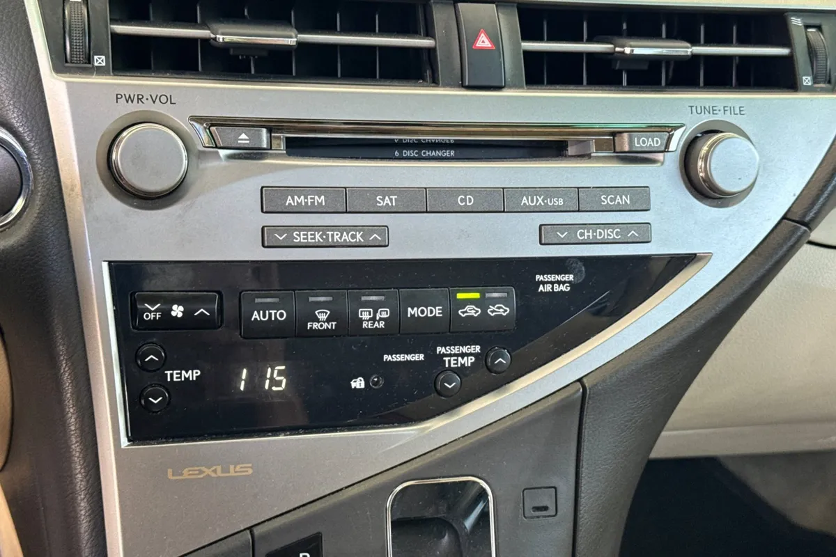2010 Lexus RX 350 thumbnail 26