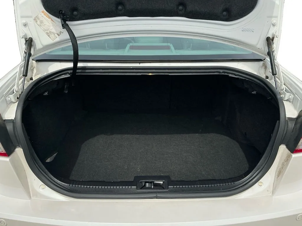 2010 Lincoln MKZ Base thumbnail 24