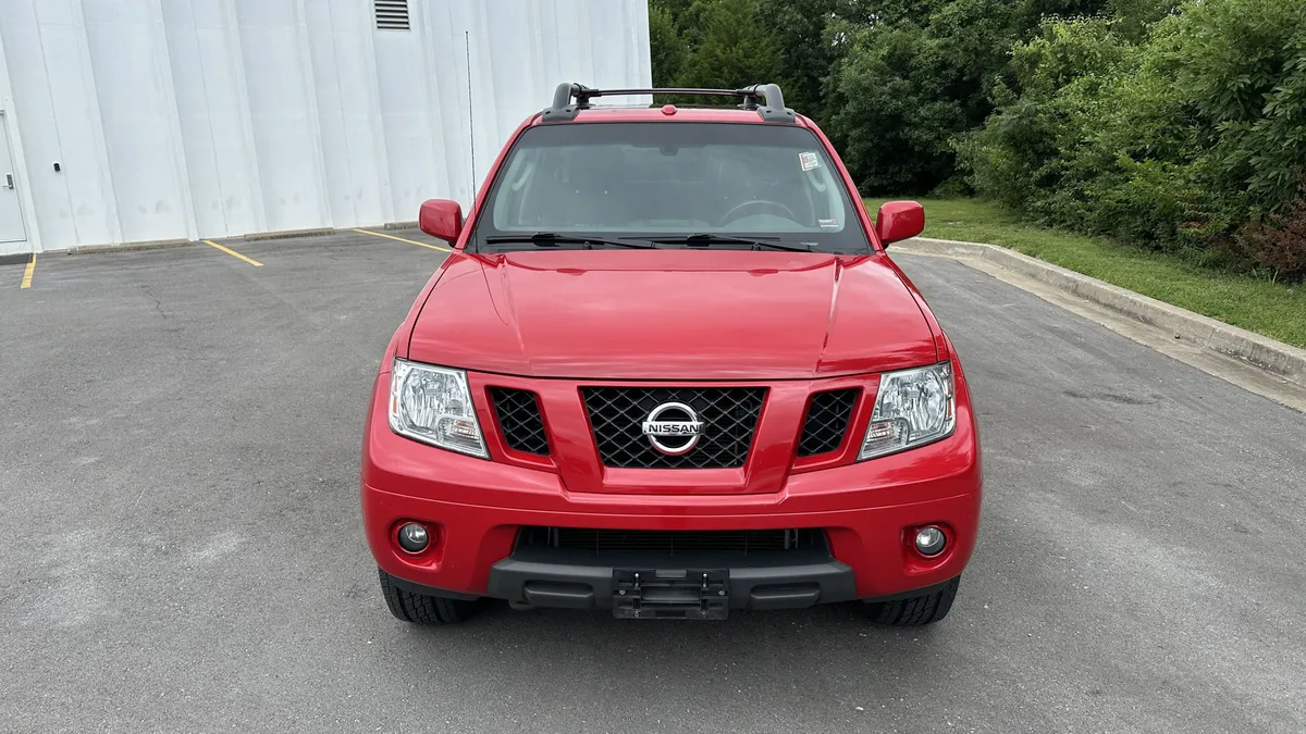 2010 Nissan Frontier PRO-4X thumbnail 2