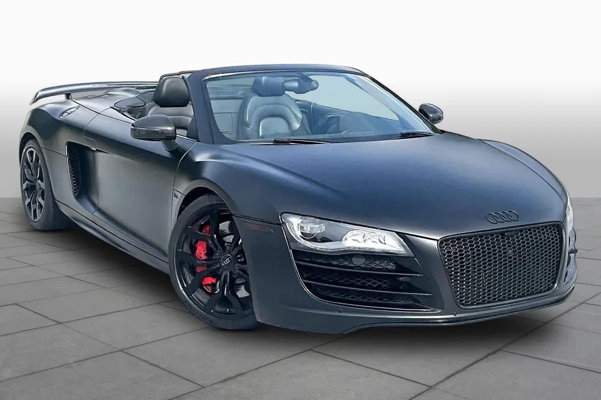 2011 Audi R8 5.2L thumbnail 2