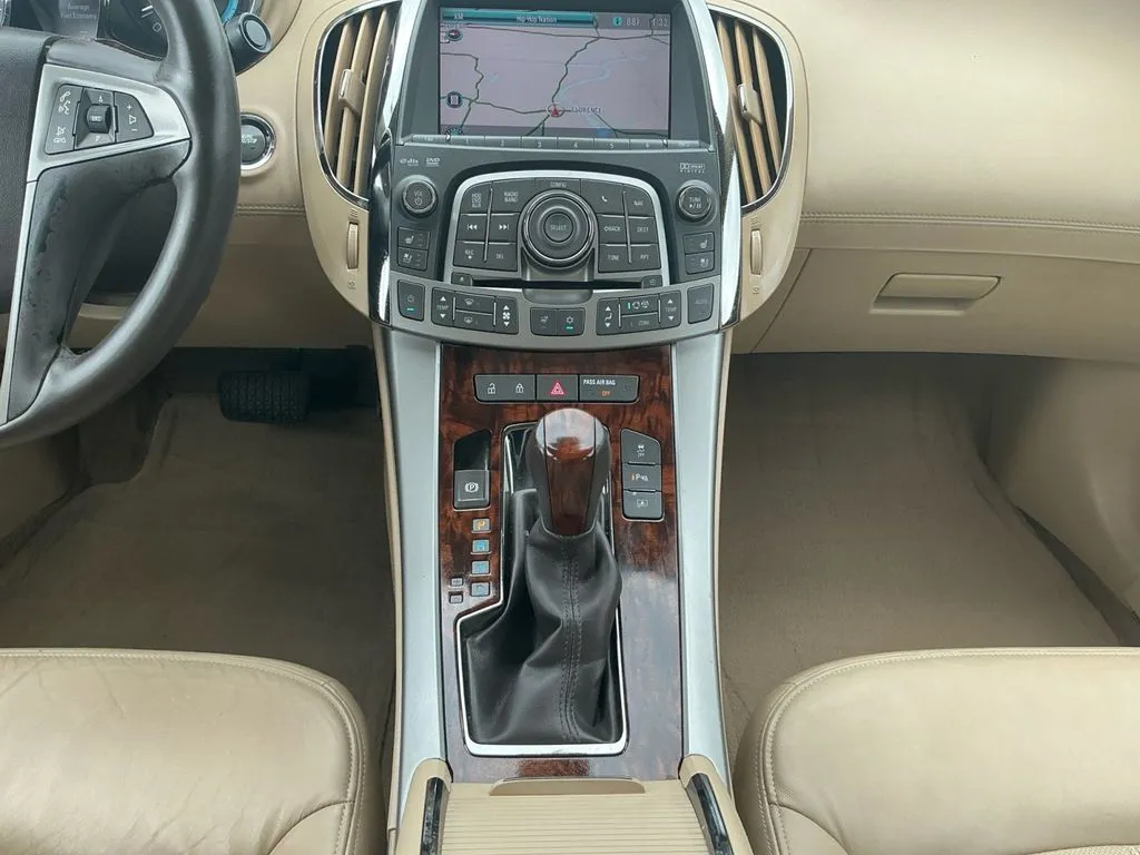 2011 Buick Lacrosse CXS thumbnail 20