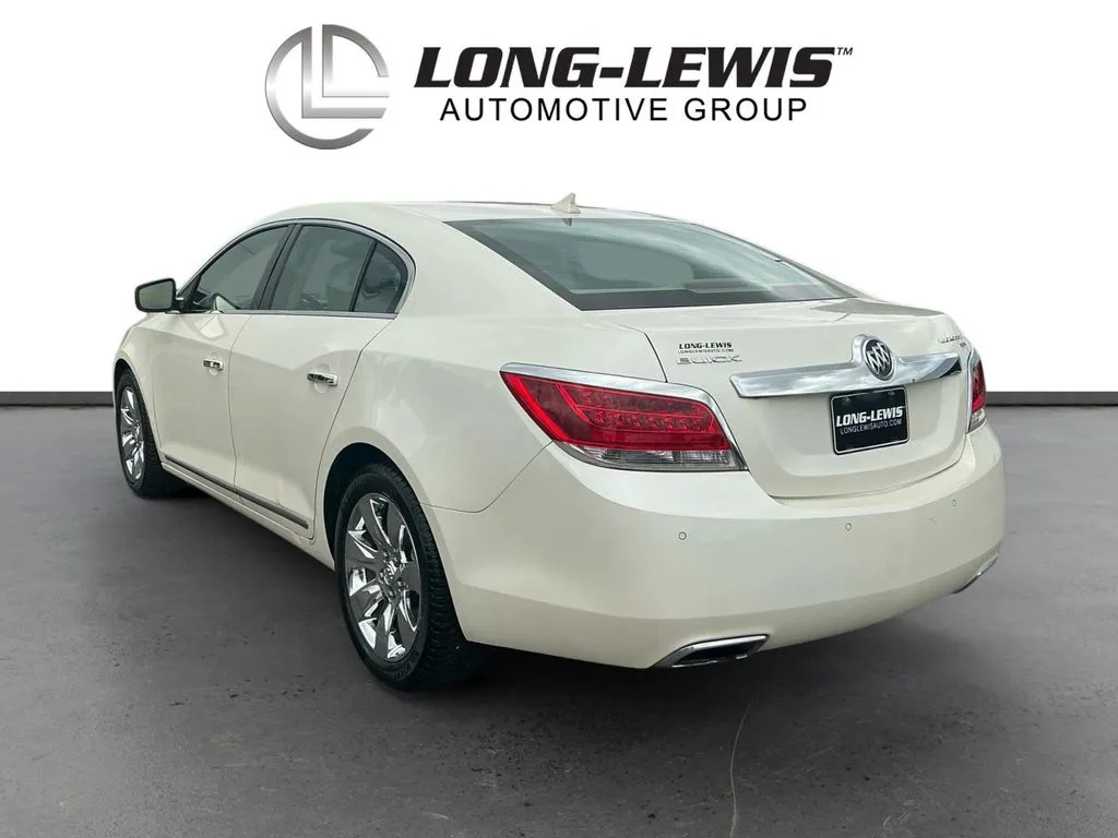 2011 Buick Lacrosse CXS thumbnail 4