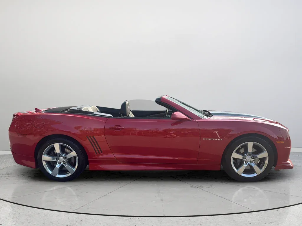 2011 Chevrolet Camaro 2SS thumbnail 6