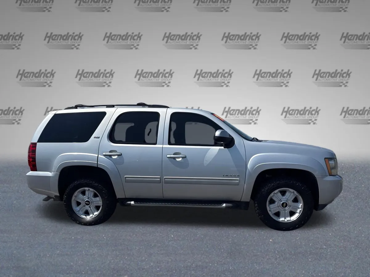 2011 Chevrolet Tahoe LT thumbnail 10