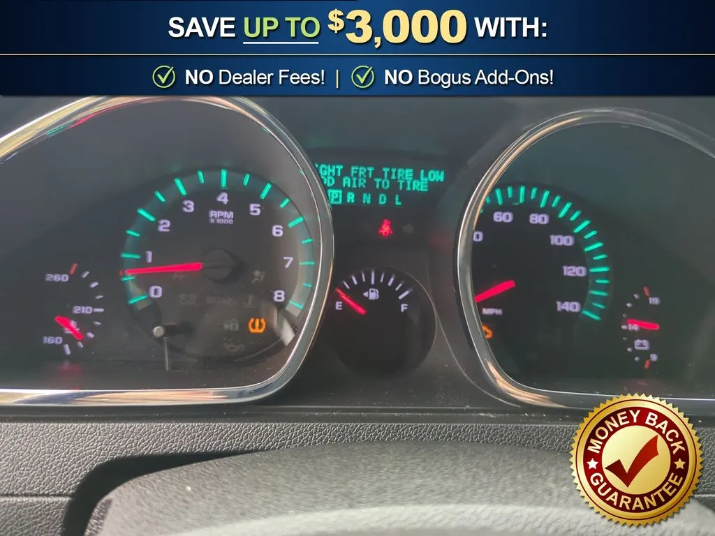 2011 Chevrolet Traverse LT thumbnail 19