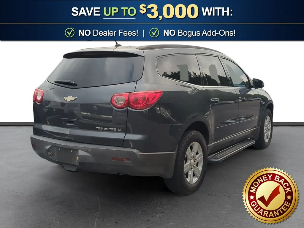 2011 Chevrolet Traverse LT thumbnail 7