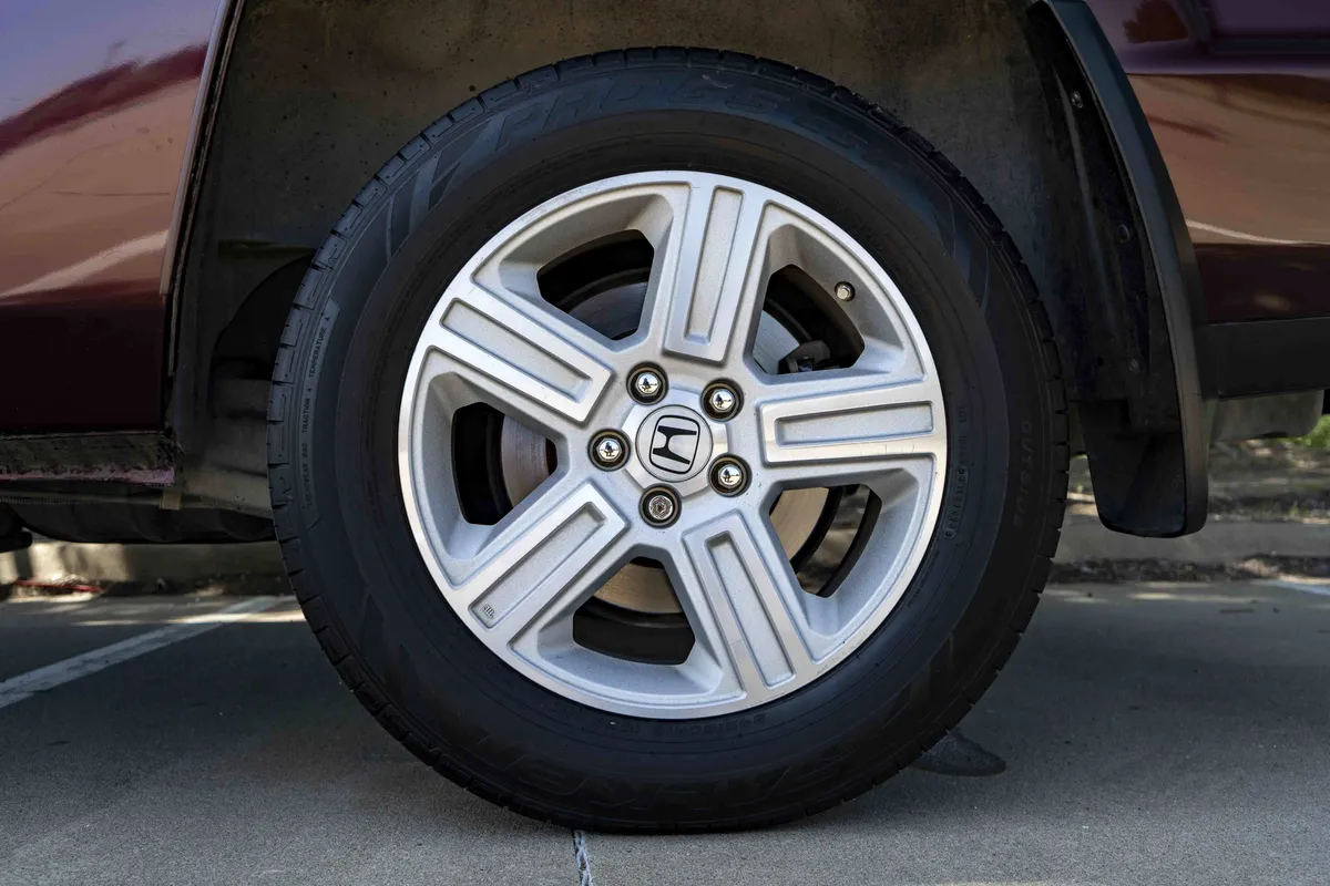 2011 Honda Ridgeline RTL thumbnail 14