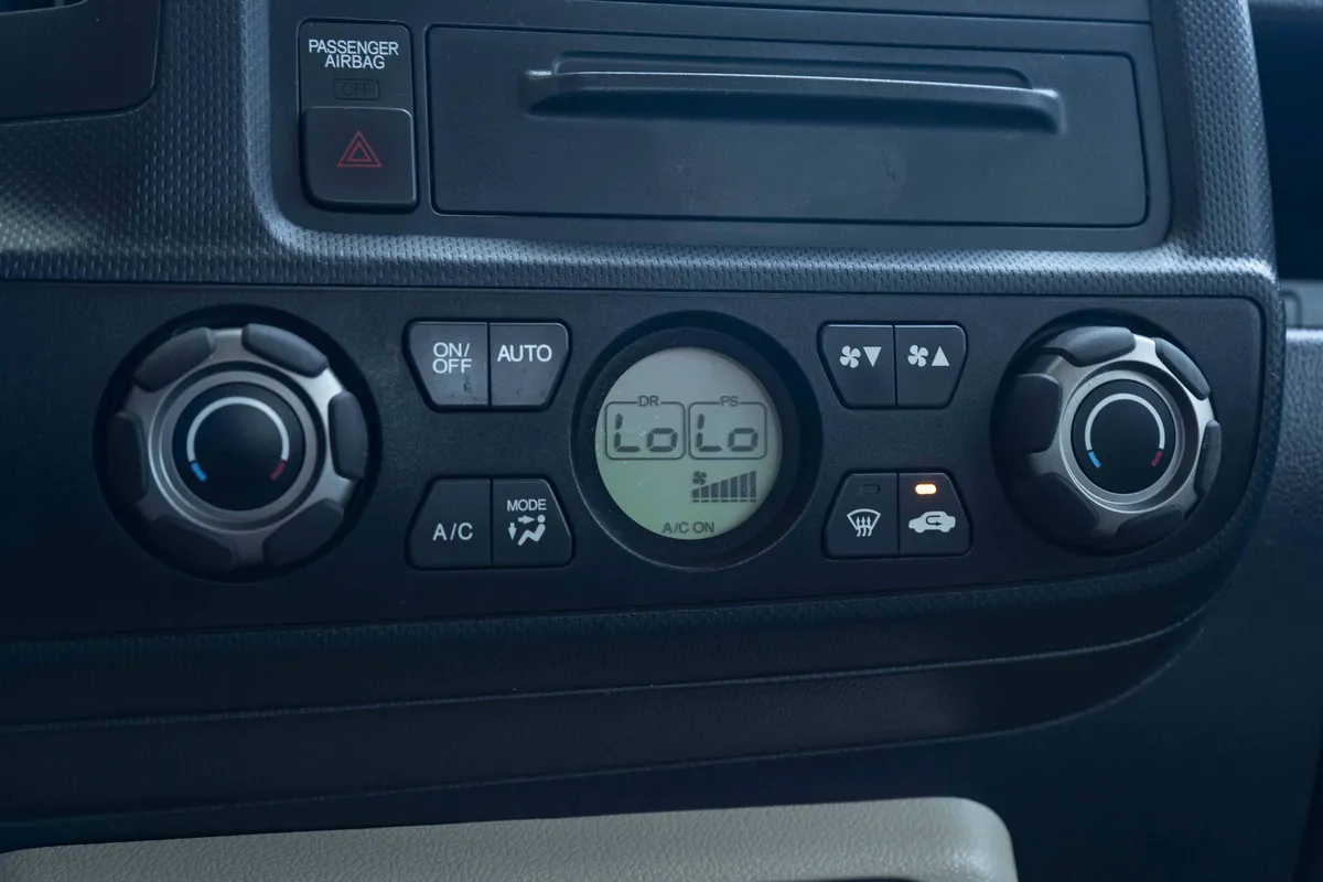 2011 Honda Ridgeline RTL thumbnail 28