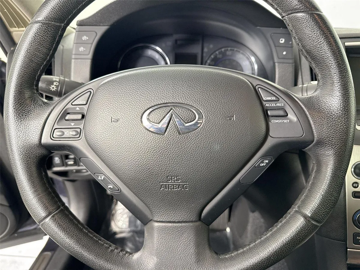 2011 INFINITI G37 Sedan x thumbnail 16