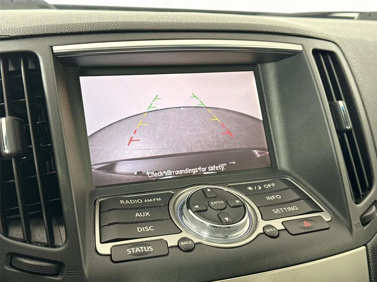 2011 INFINITI G37 Sedan x thumbnail 24