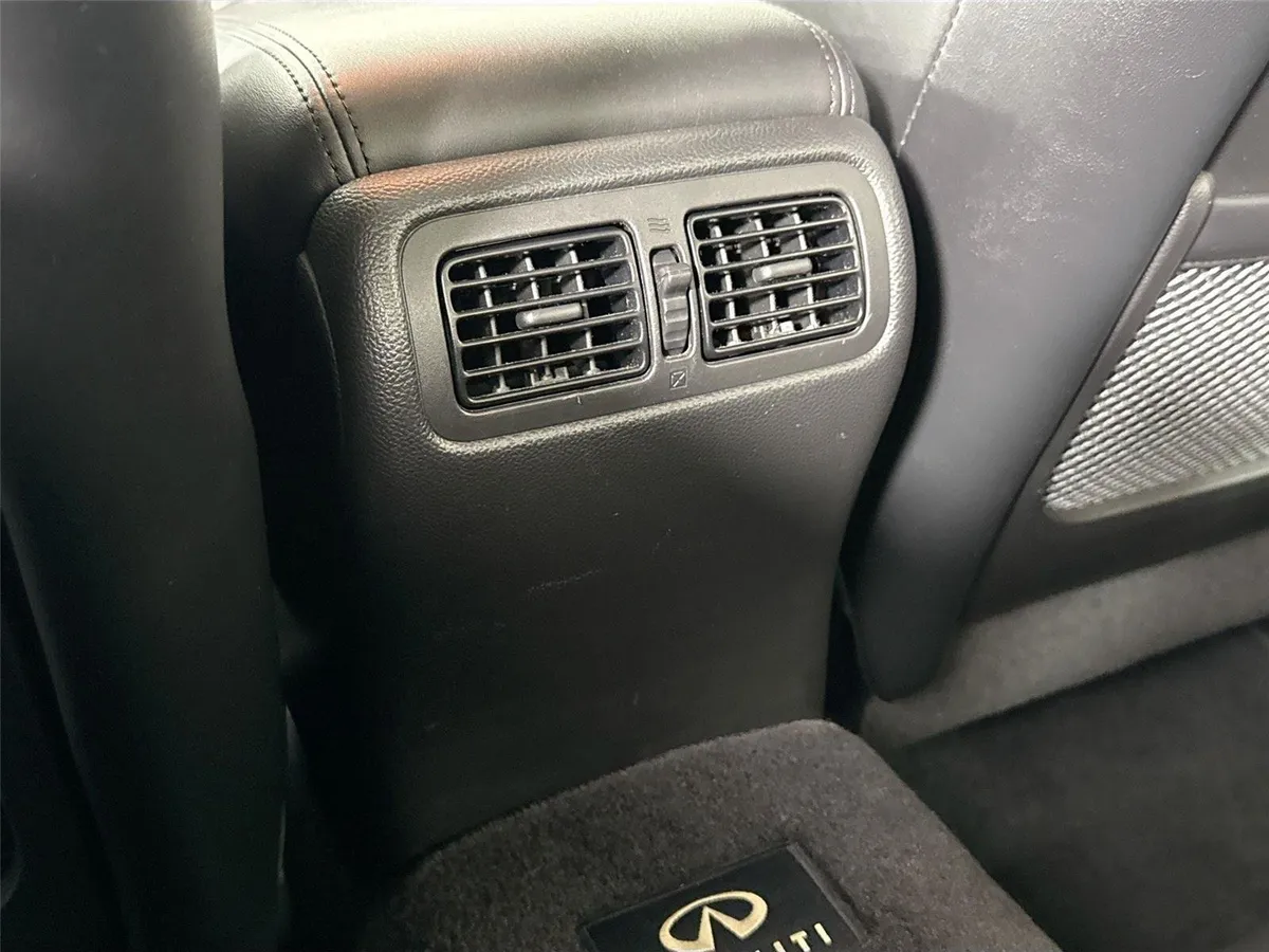 2011 INFINITI G37 Sedan x thumbnail 35