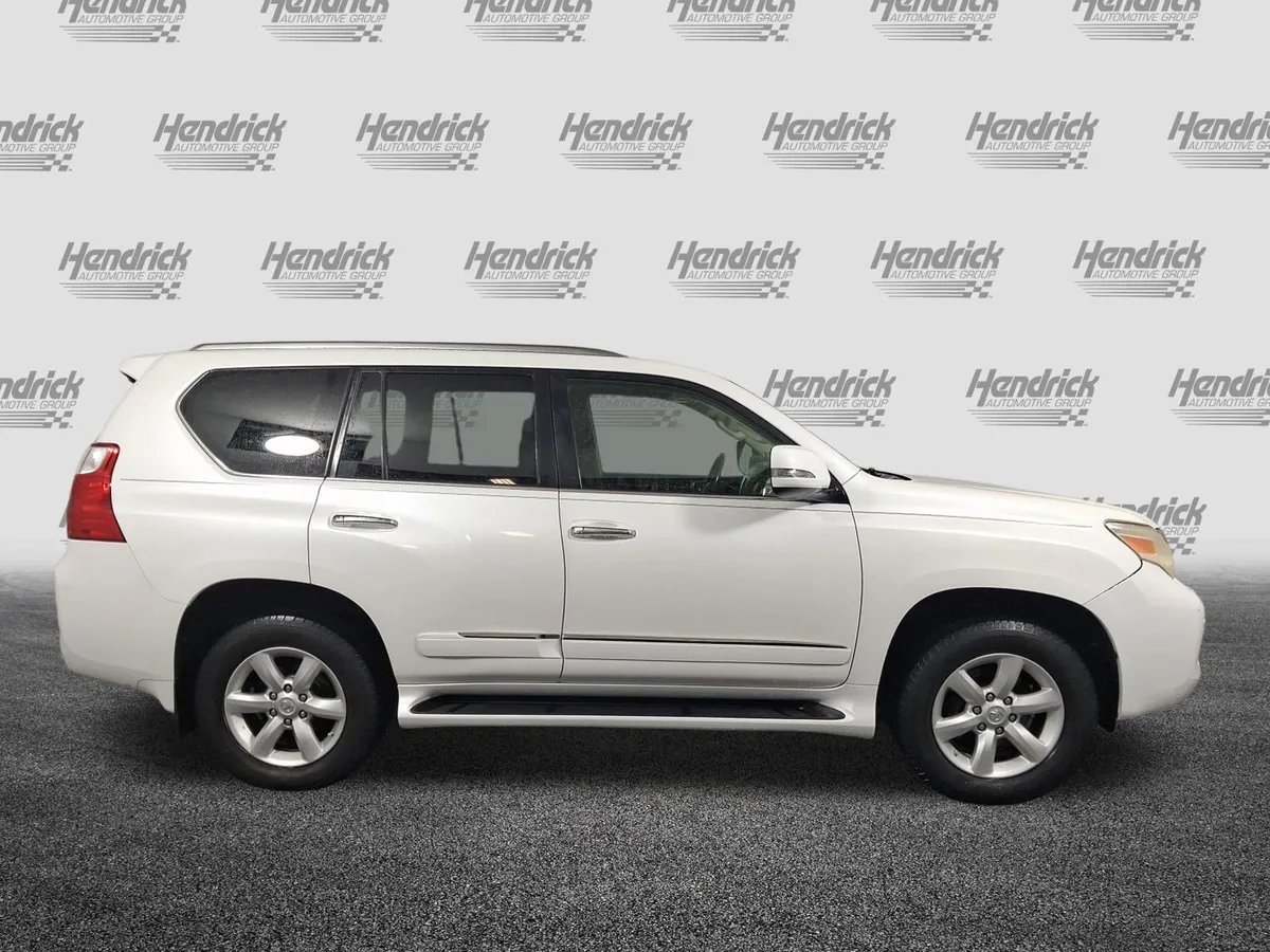 2011 Lexus GX 460 Premium thumbnail 10