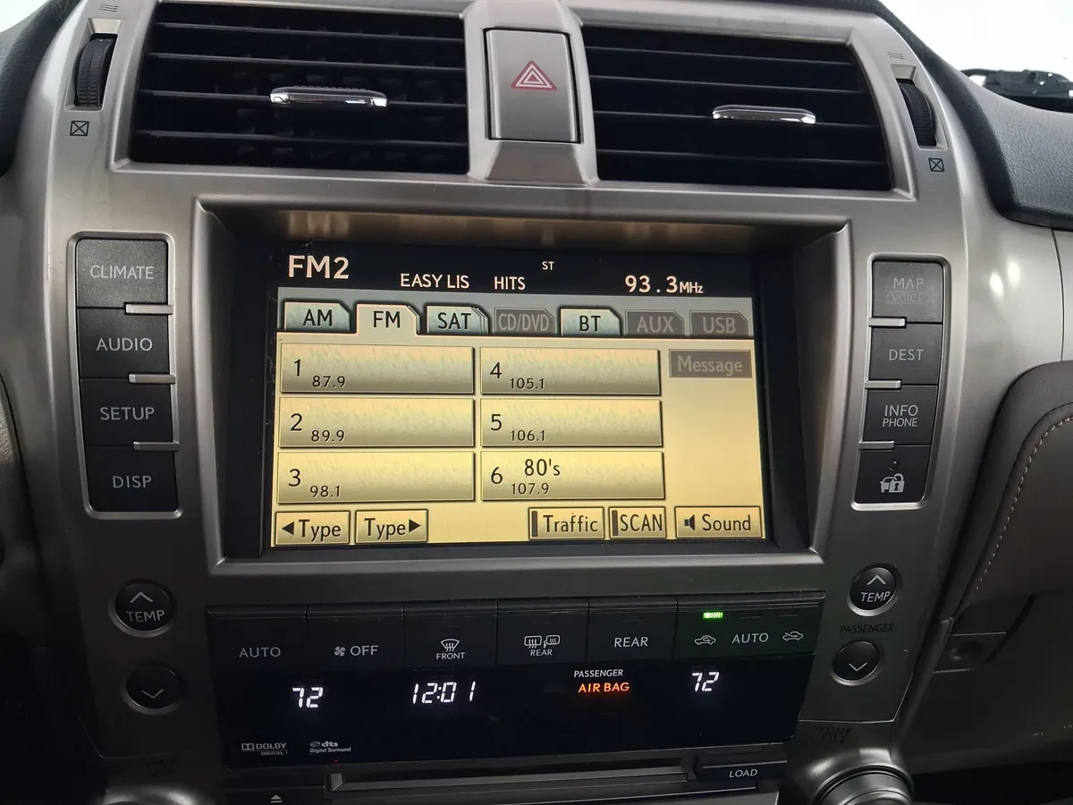2011 Lexus GX 460 Premium thumbnail 22