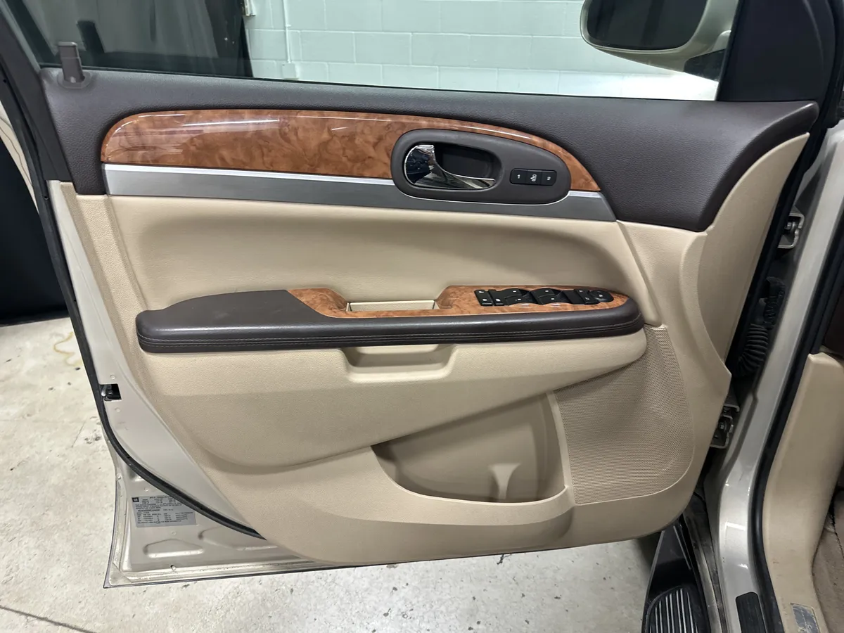 2012 Buick Enclave Leather thumbnail 18