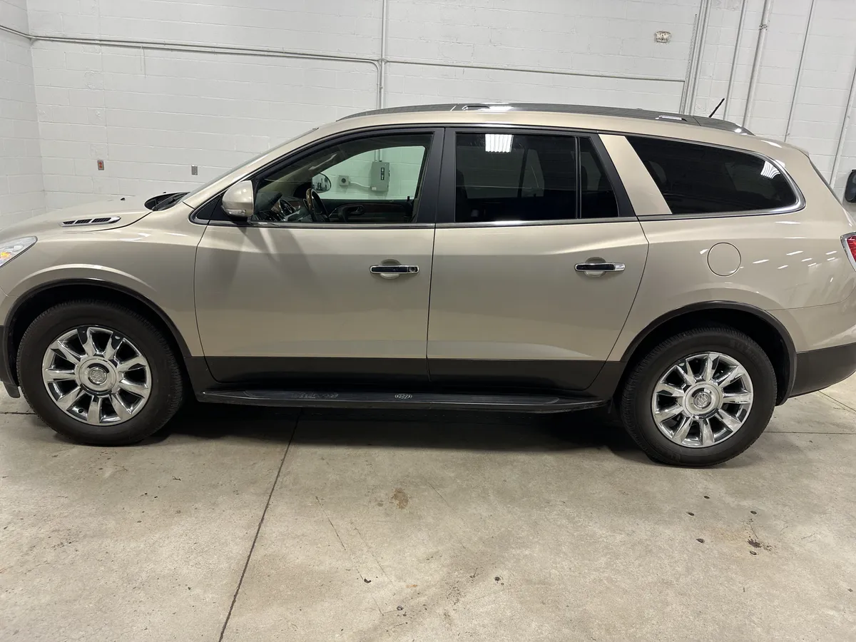 2012 Buick Enclave Leather thumbnail 6