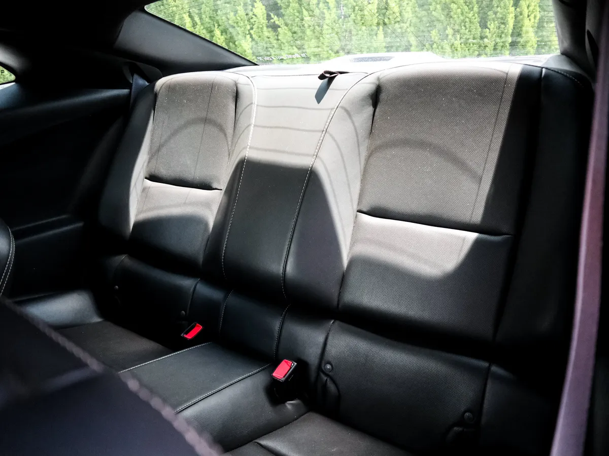 2012 Chevrolet Camaro 2LT thumbnail 7